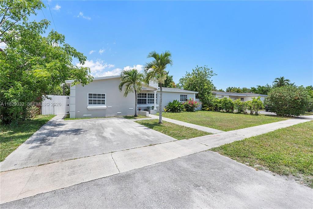 Investment property for sale in Lauderdale Lakes, VA