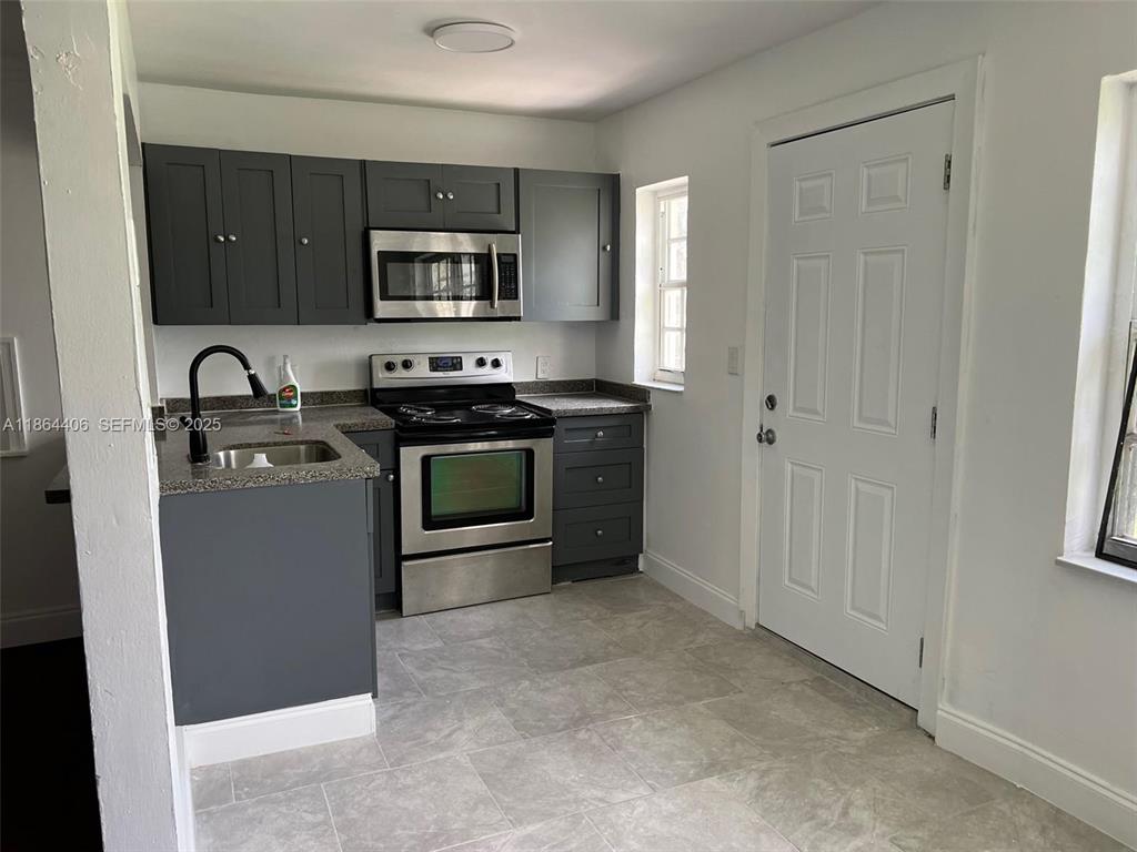 Investment property for sale in Hollywood, VA