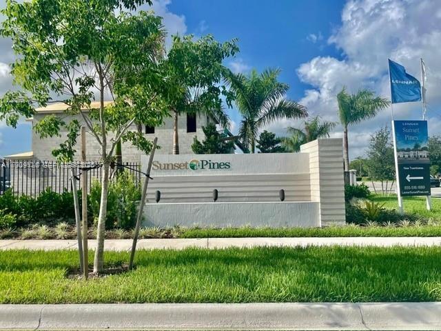 Investment property for sale in Pembroke Pines, VA