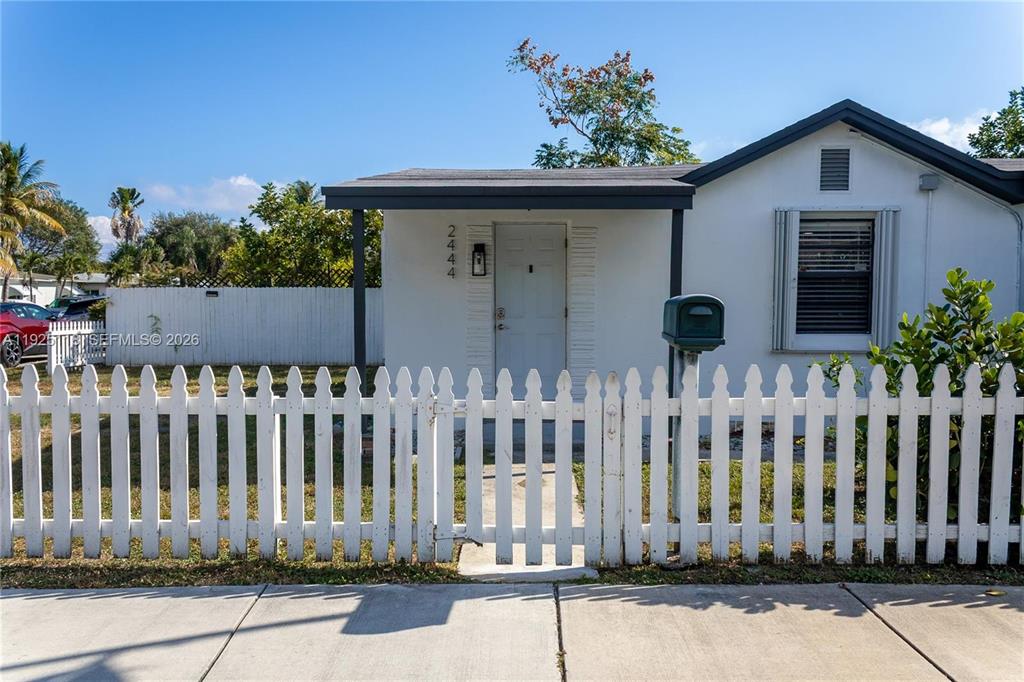Investment property for sale in Hollywood, VA
