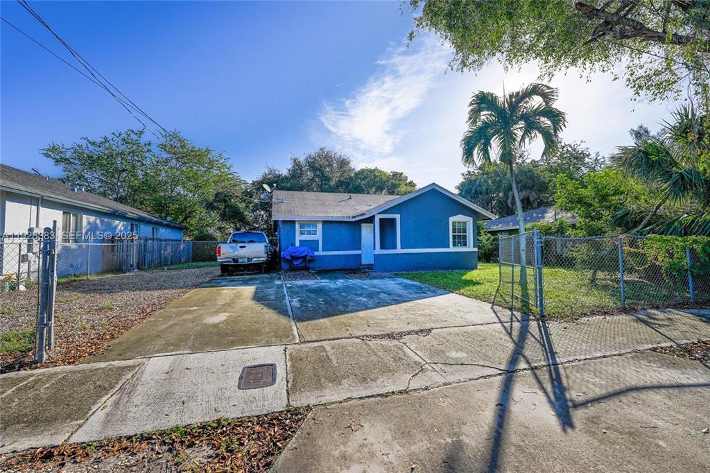 Investment property for sale in Fort Lauderdale, VA