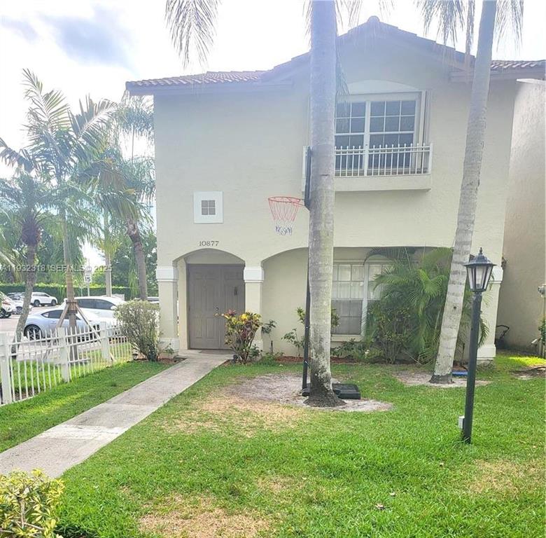 Investment property for sale in Pembroke Pines, VA