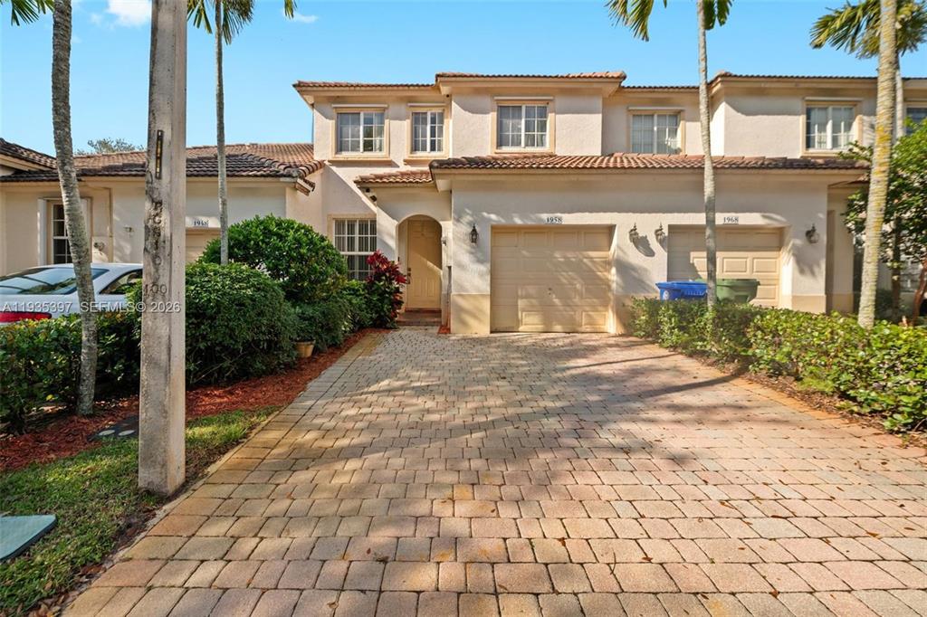 Investment property for sale in Pembroke Pines, VA