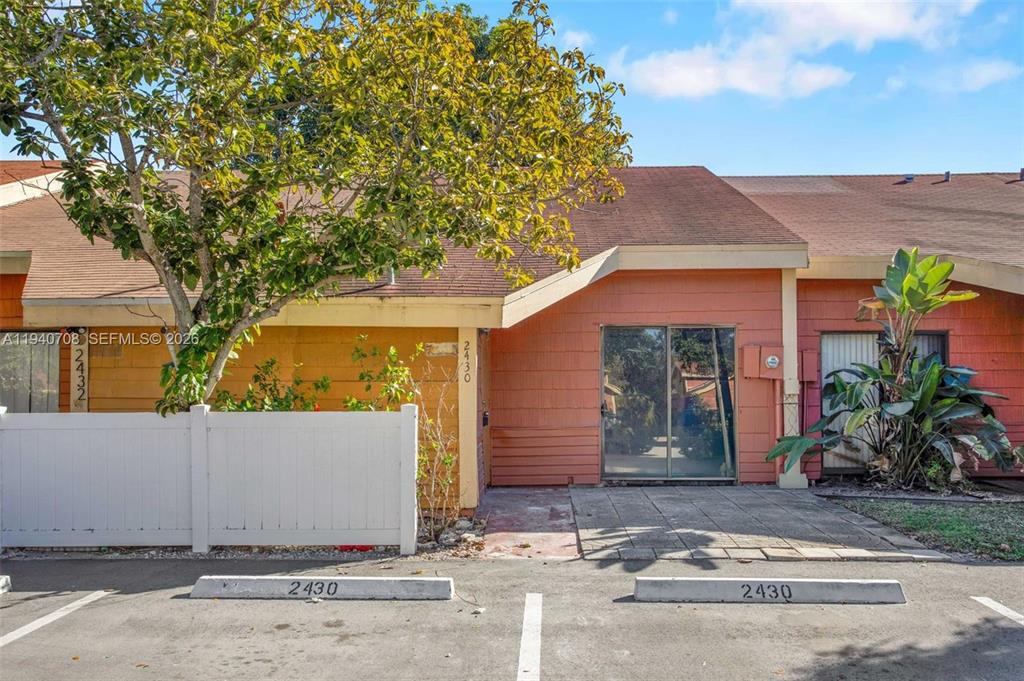 Investment property for sale in Lauderhill, VA