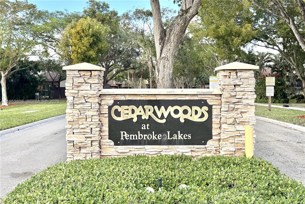 Investment property for sale in Pembroke Pines, VA