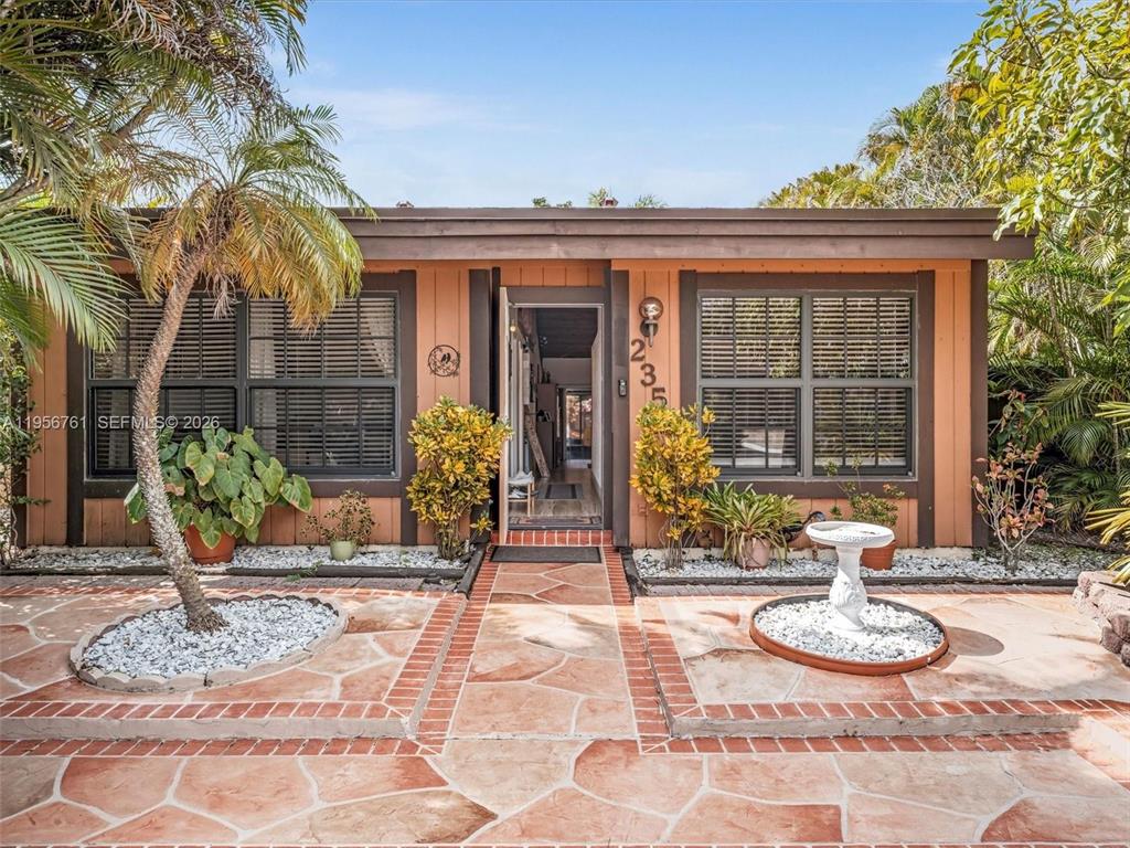 Investment property for sale in Pembroke Pines, VA