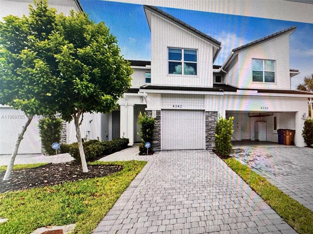 Investment property for sale in Pompano Beach, VA