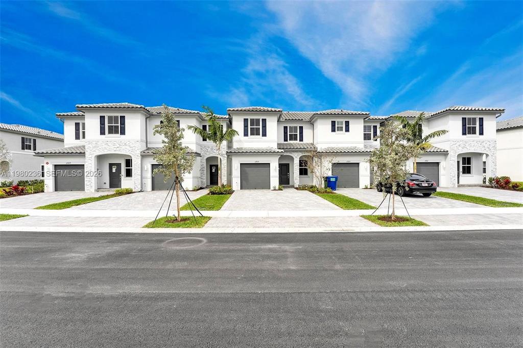 Investment property for sale in Coral Springs, VA