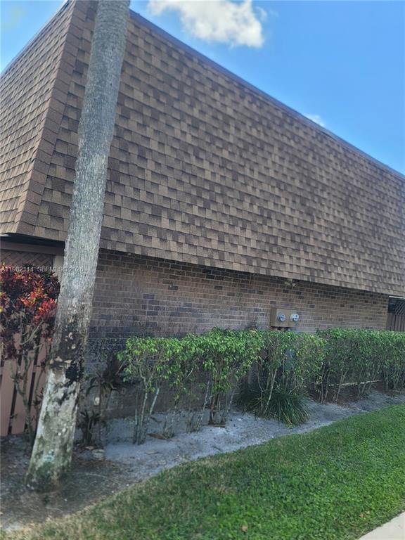 Investment property for sale in Tamarac, VA