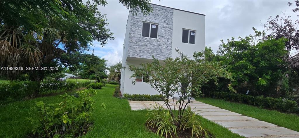 Investment property for sale in Pompano Beach, VA