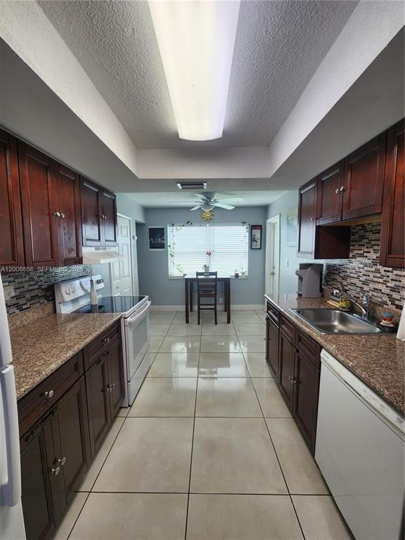 Investment property for sale in Lauderdale Lakes, VA