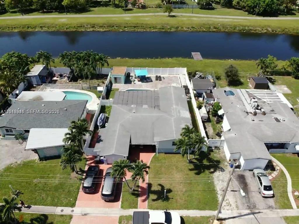Investment property for sale in Lauderdale Lakes, VA