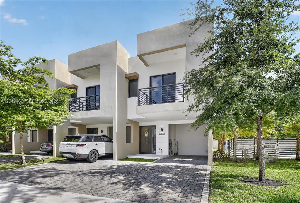 Investment property for sale in Dania Beach, VA