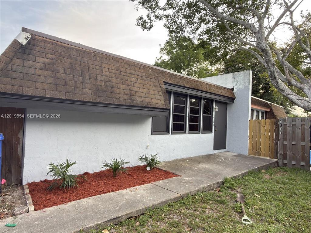 Investment property for sale in Fort Lauderdale, VA