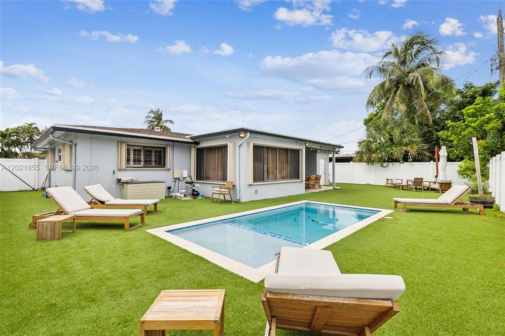 Investment property for sale in Pembroke Pines, VA