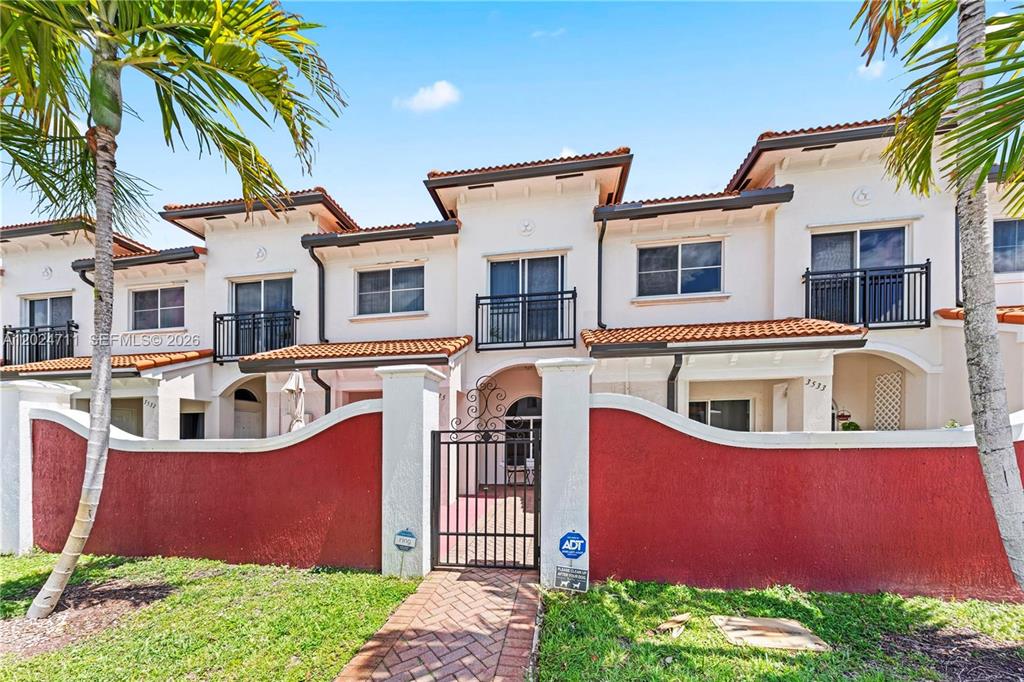 Investment property for sale in Lauderdale Lakes, VA