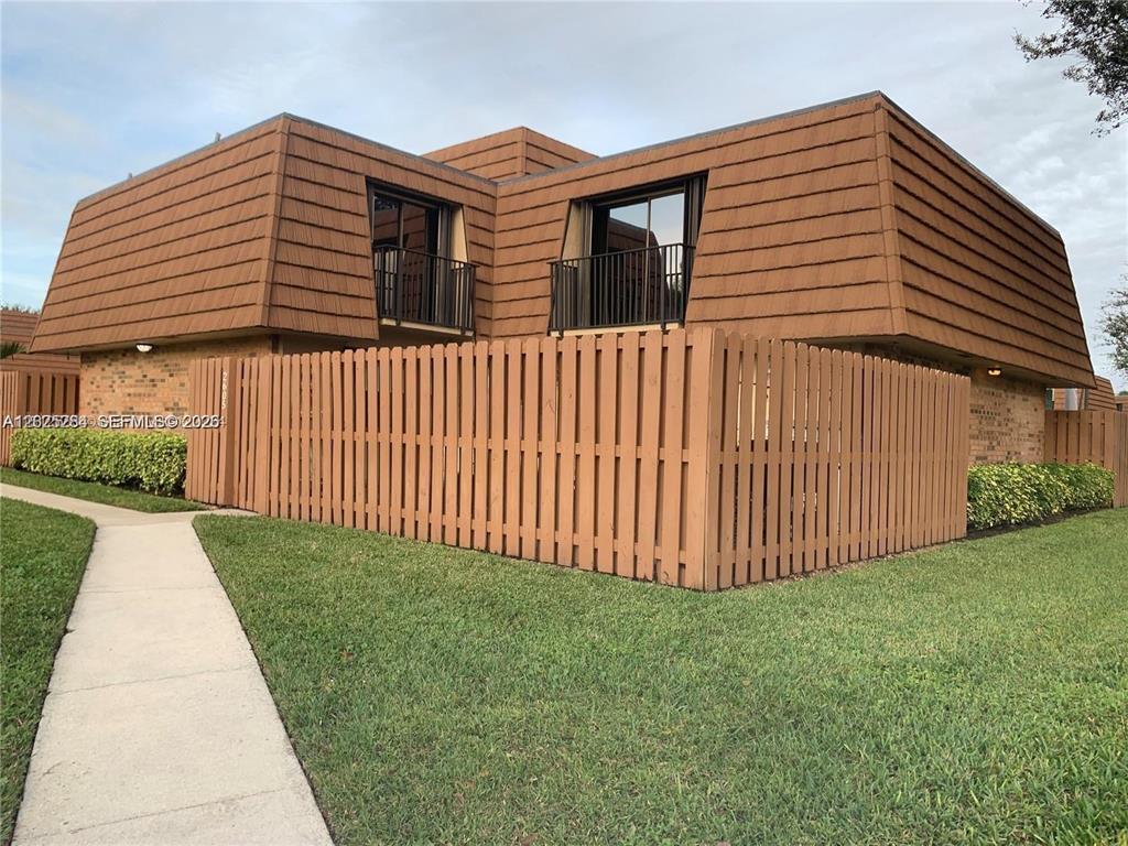 Investment property for sale in Cooper City, VA