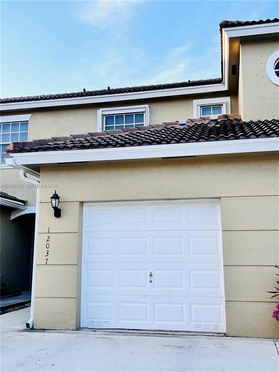 Investment property for sale in Pembroke Pines, VA