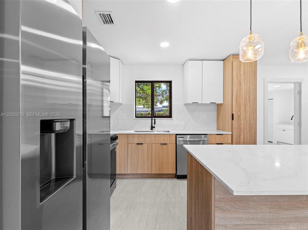Investment property for sale in Fort Lauderdale, VA