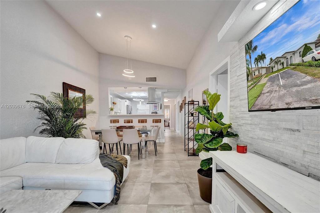 Investment property for sale in Dania Beach, VA