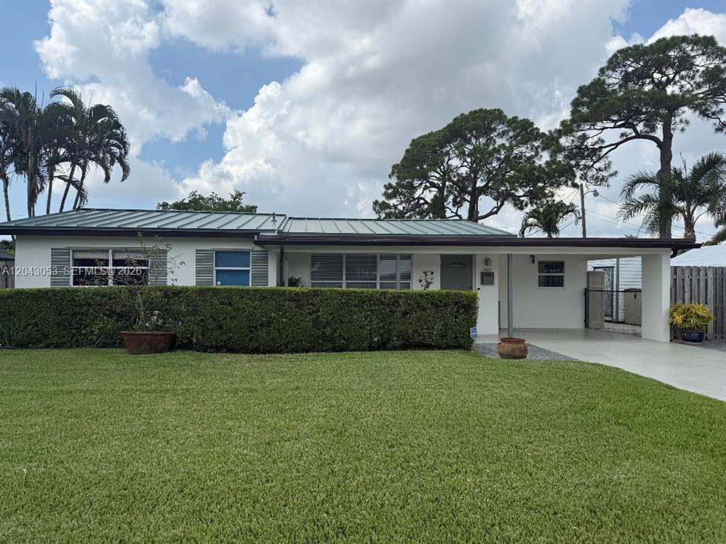 Investment property for sale in Oakland Park, VA