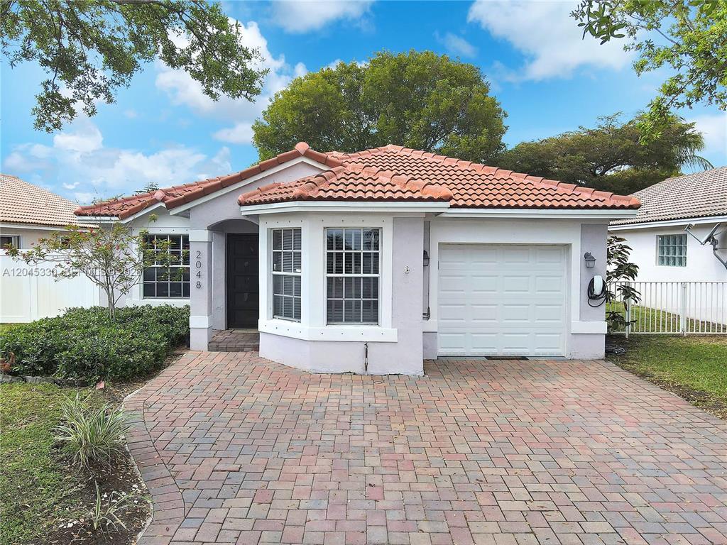 Investment property for sale in Pembroke Pines, VA