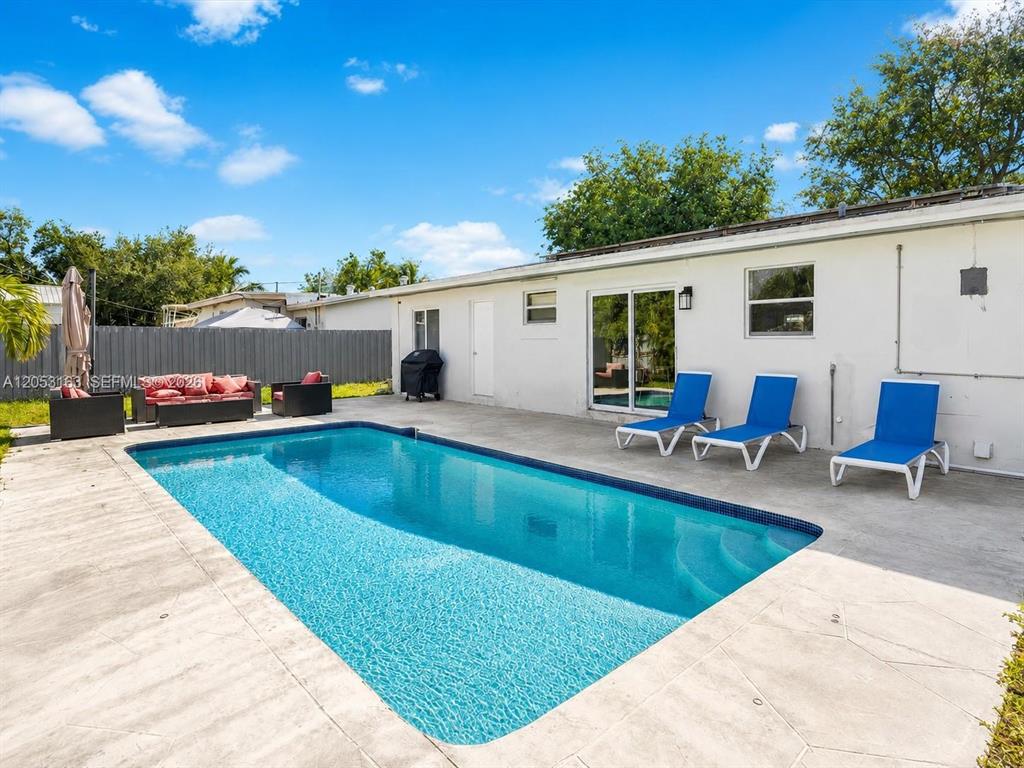 Investment property for sale in Hollywood, VA