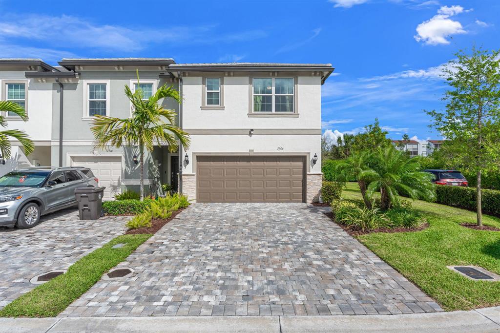 Investment property for sale in Lauderdale Lakes, VA