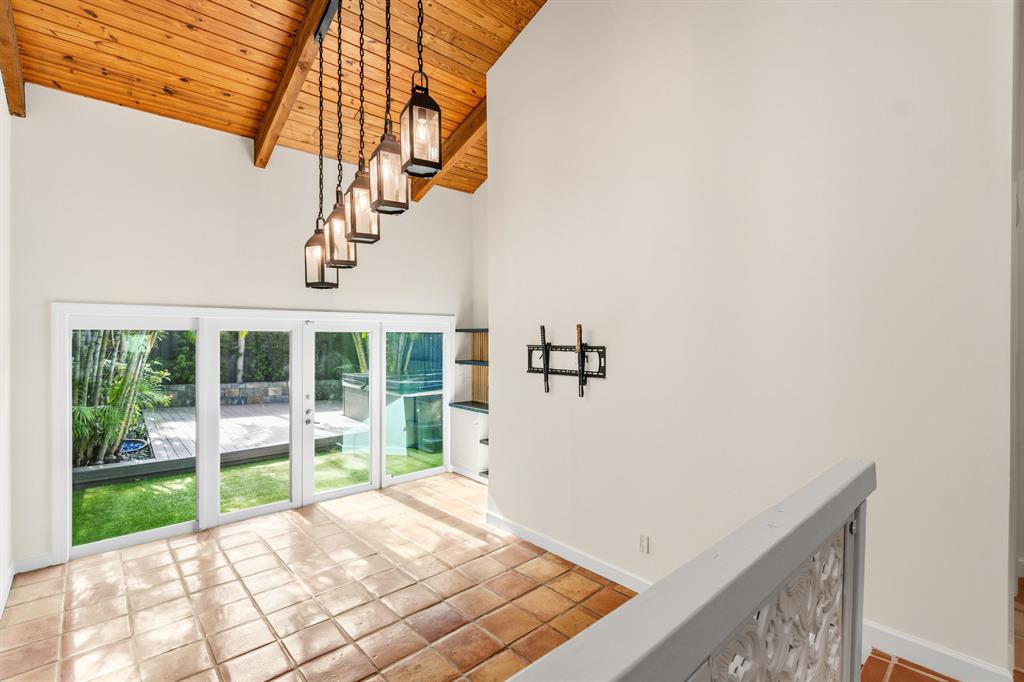 Investment property for sale in Fort Lauderdale, VA