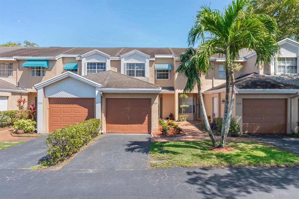 Investment property for sale in Tamarac, VA