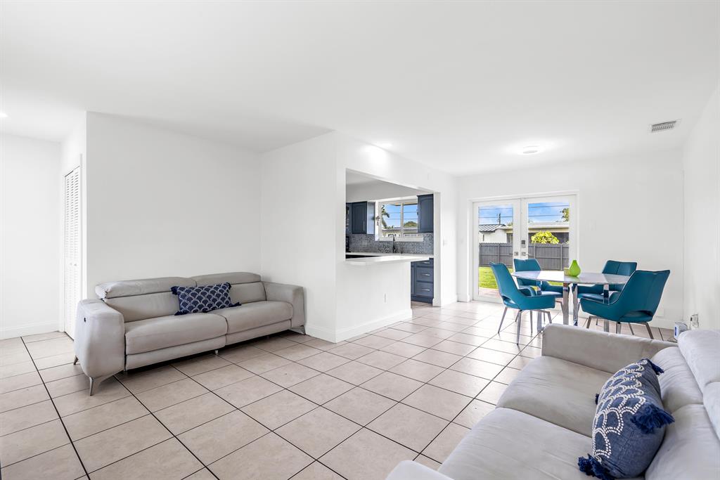 Investment property for sale in Pembroke Pines, VA