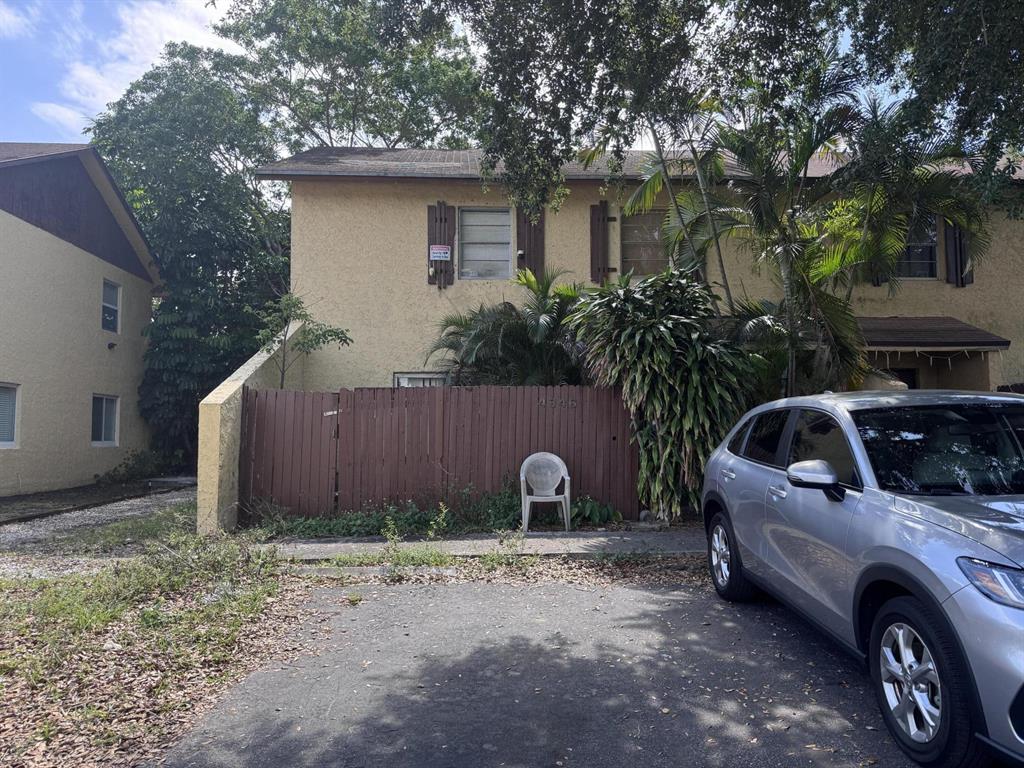 Investment property for sale in Deerfield Beach, VA