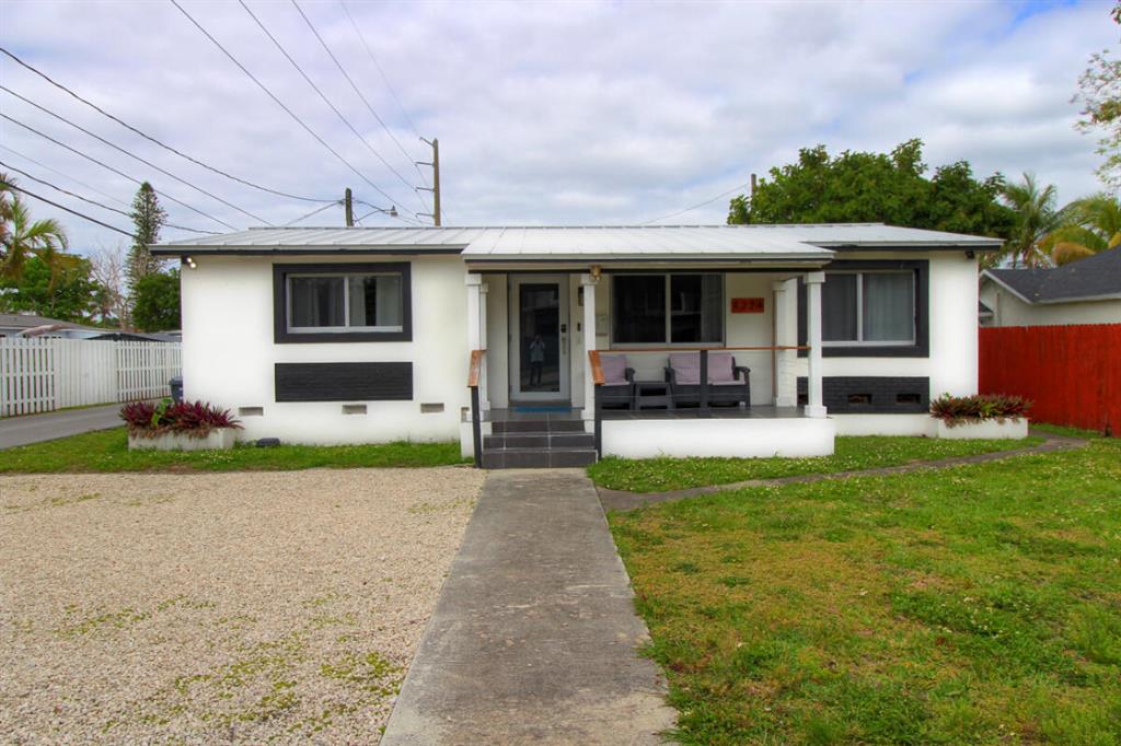 Investment property for sale in Hollywood, VA