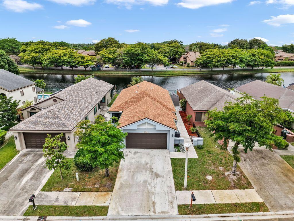 Investment property for sale in Coconut Creek, VA