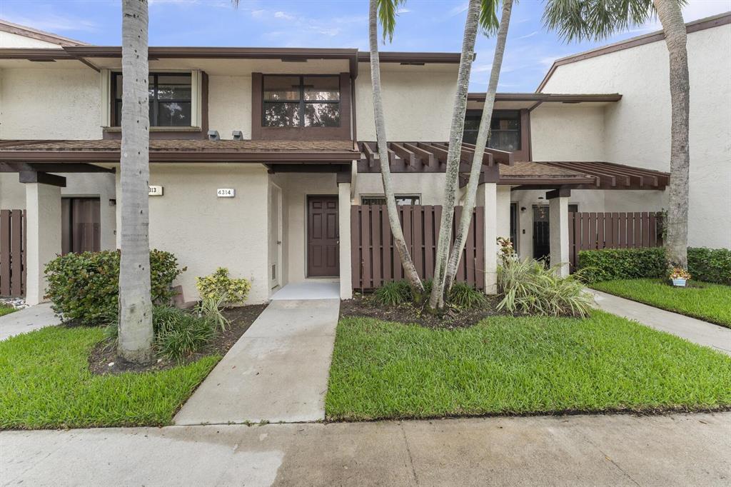 Investment property for sale in Coconut Creek, VA
