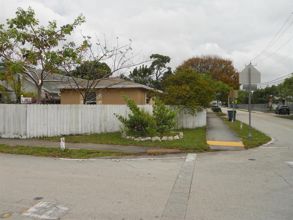 Investment property for sale in Oakland Park, VA
