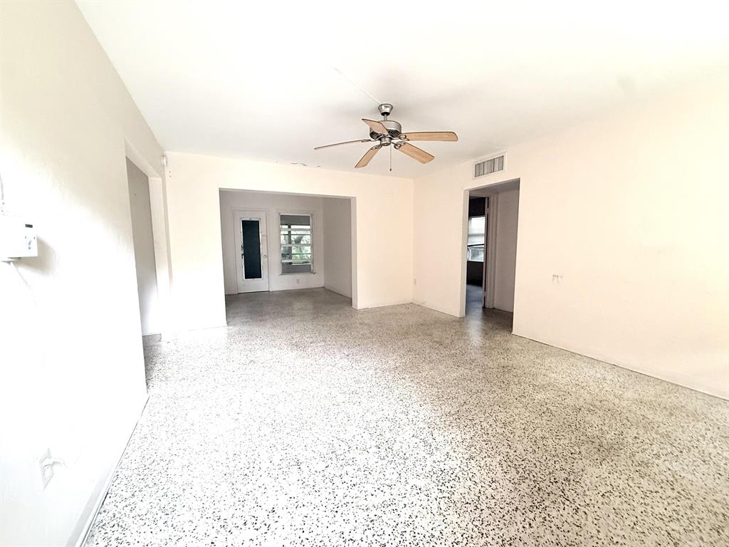 Investment property for sale in Fort Lauderdale, VA