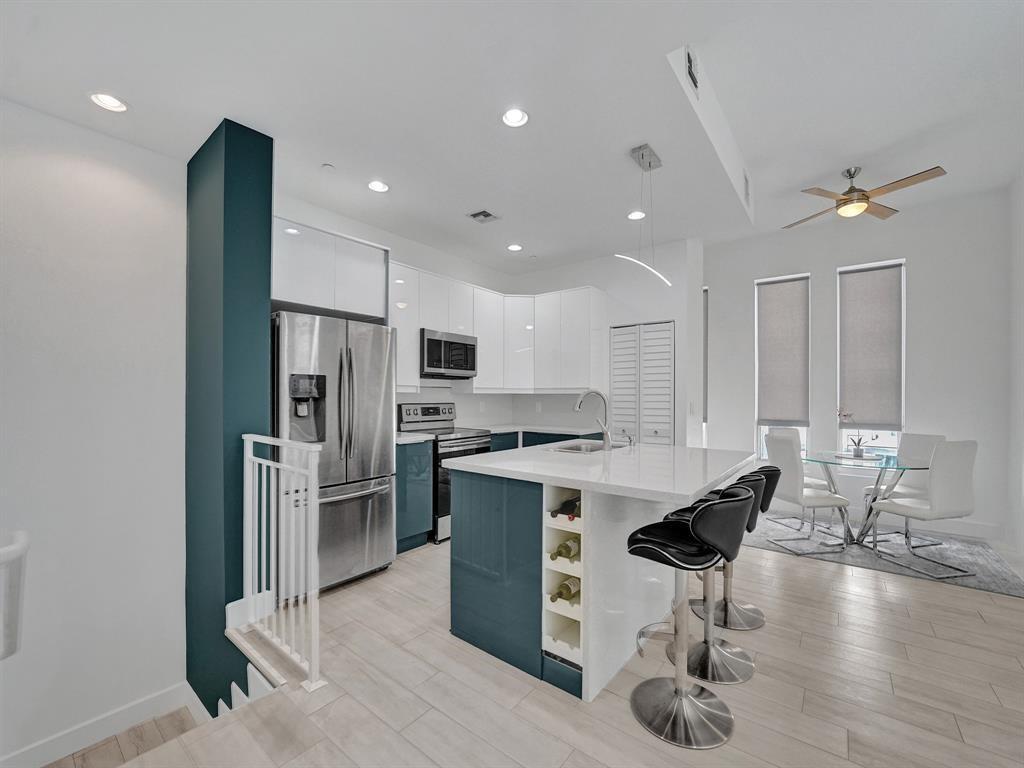 Investment property for sale in Fort Lauderdale, VA