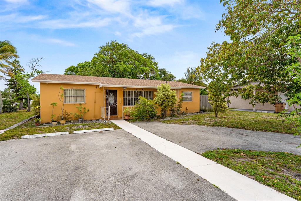Investment property for sale in Deerfield Beach, VA
