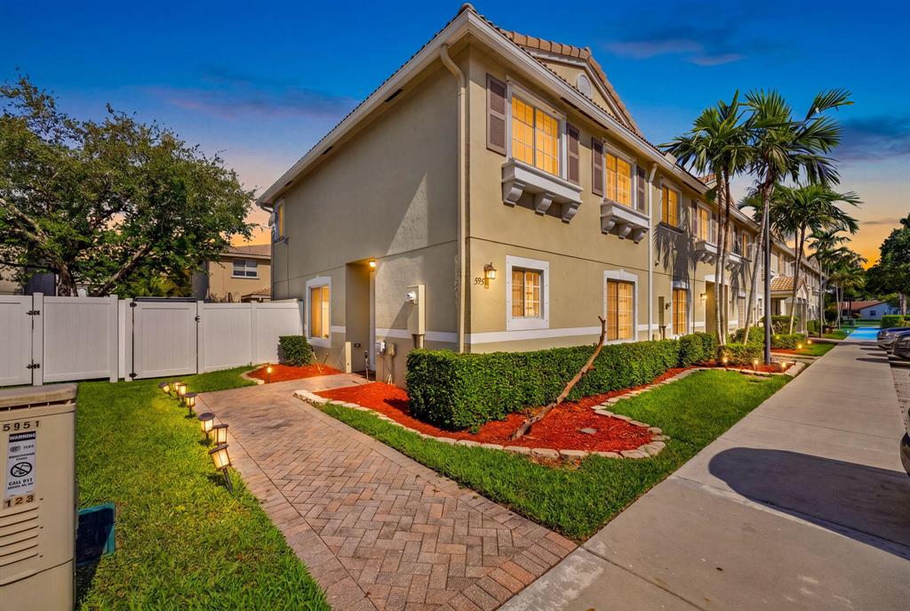 Investment property for sale in Tamarac, VA