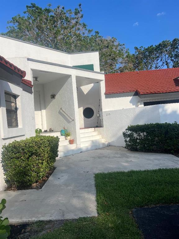 Investment property for sale in Deerfield Beach, VA