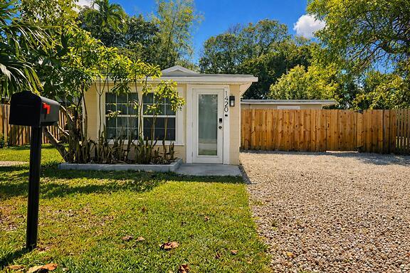 Investment property for sale in Fort Lauderdale, VA