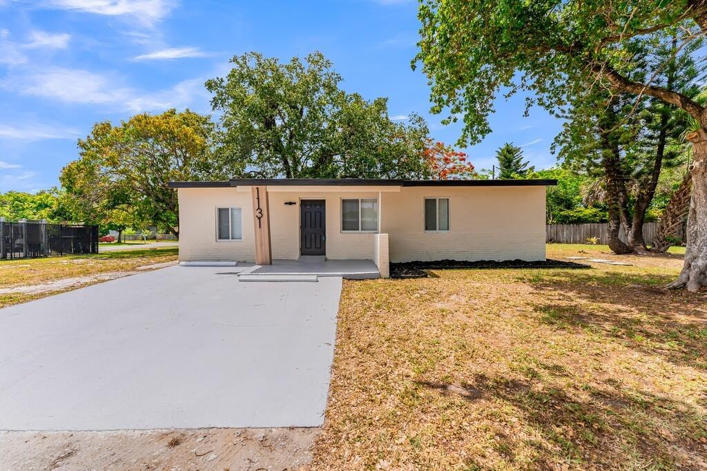 Investment property for sale in Fort Lauderdale, VA