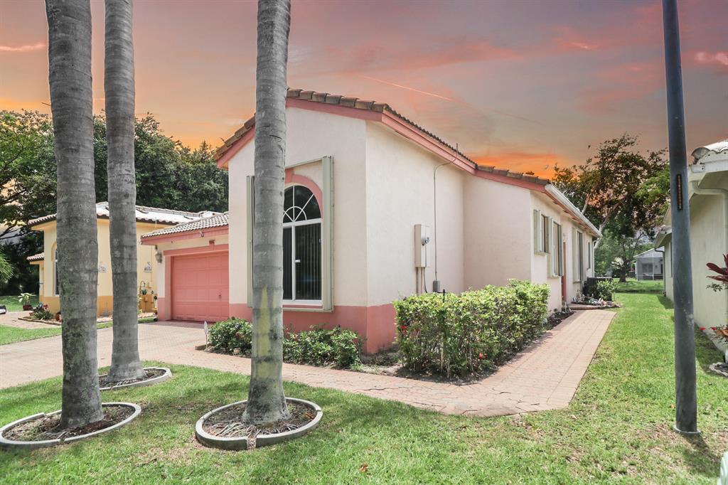 Investment property for sale in Coconut Creek, VA