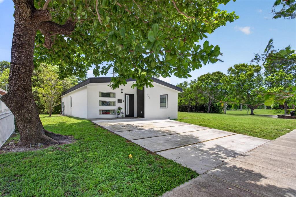 Investment property for sale in Pompano Beach, VA