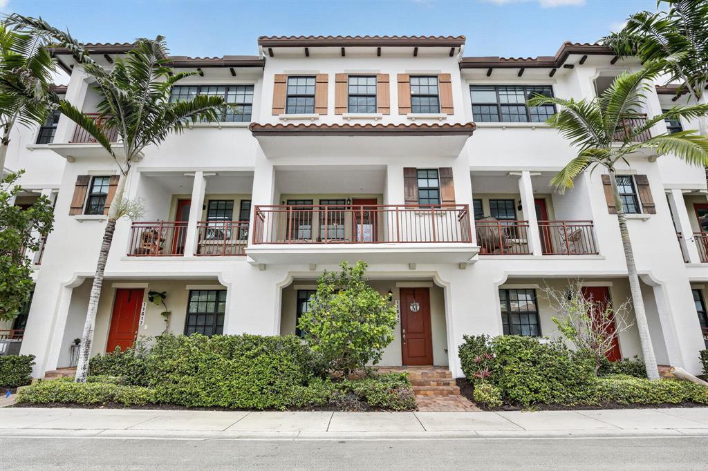 Investment property for sale in Pembroke Pines, VA