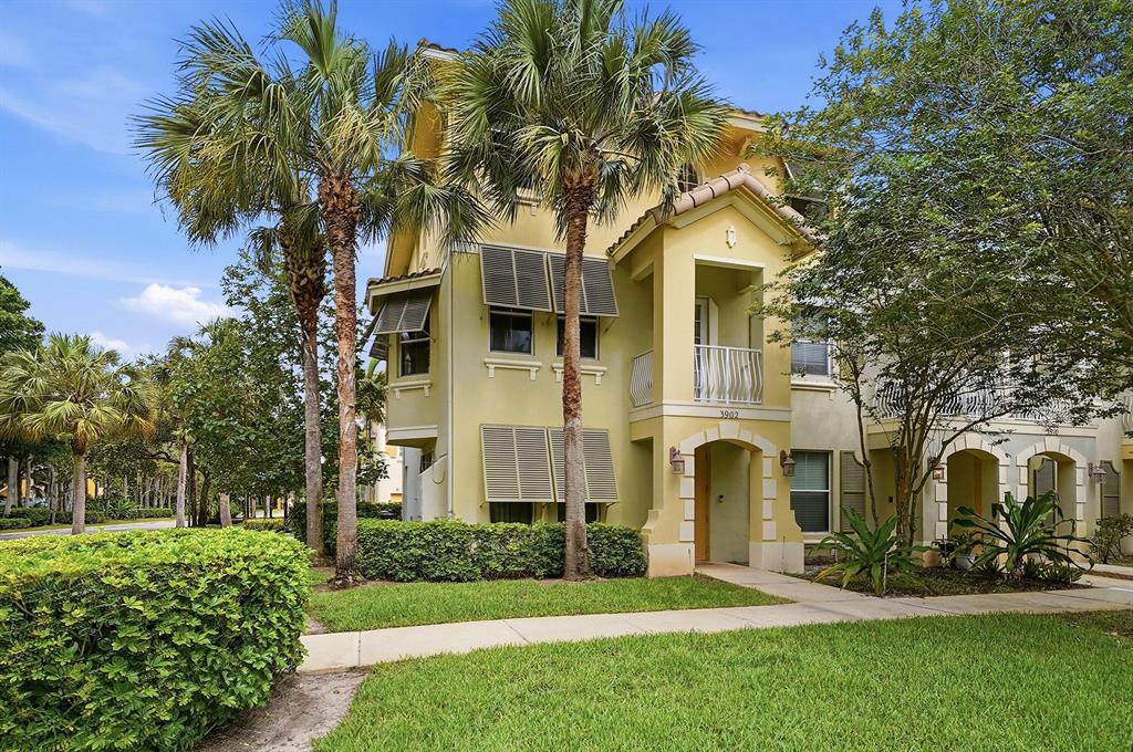 Investment property for sale in Coconut Creek, VA