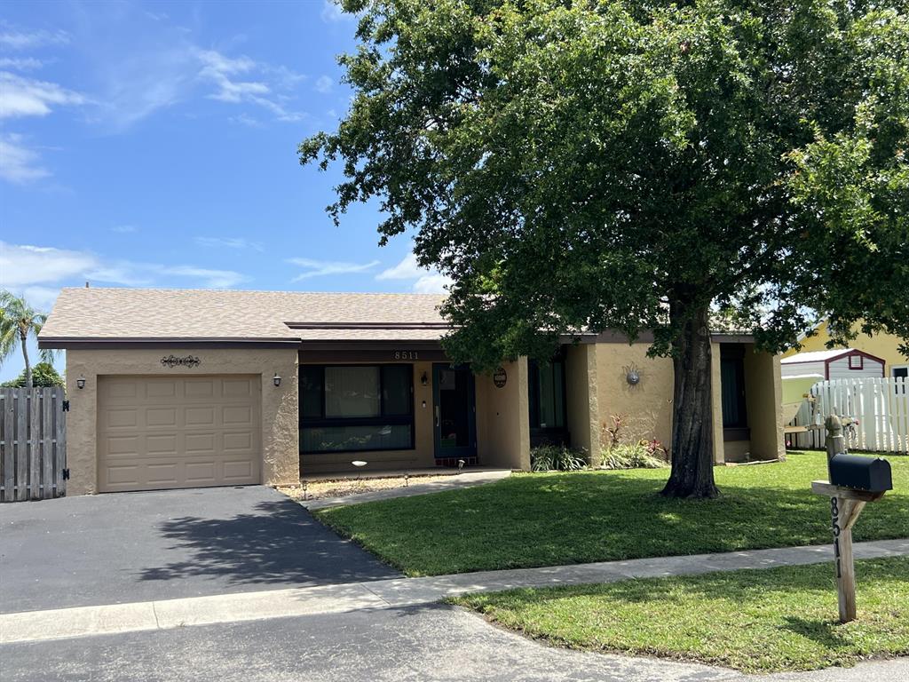 Investment property for sale in Pembroke Pines, VA