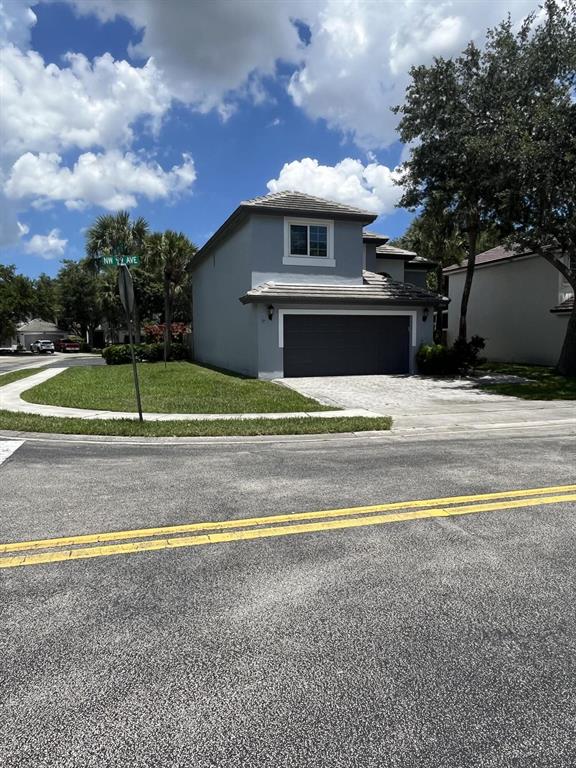 Investment property for sale in Pembroke Pines, VA