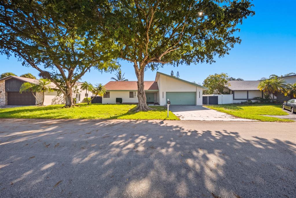 Investment property for sale in Tamarac, VA